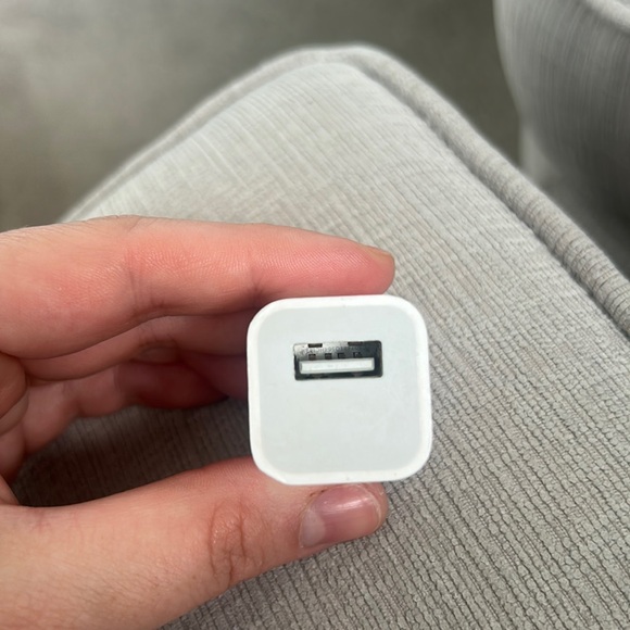 Apple USB Charger - Picture 2 of 3